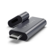 Load image into Gallery viewer, Aluminum Type-C Micro/SD Card Reader
