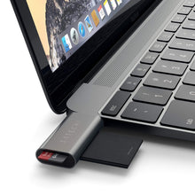 Load image into Gallery viewer, Aluminum Type-C Micro/SD Card Reader
