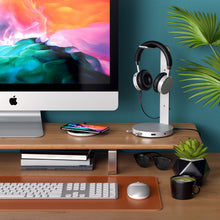 Load image into Gallery viewer, Aluminum USB Headphone Stand
